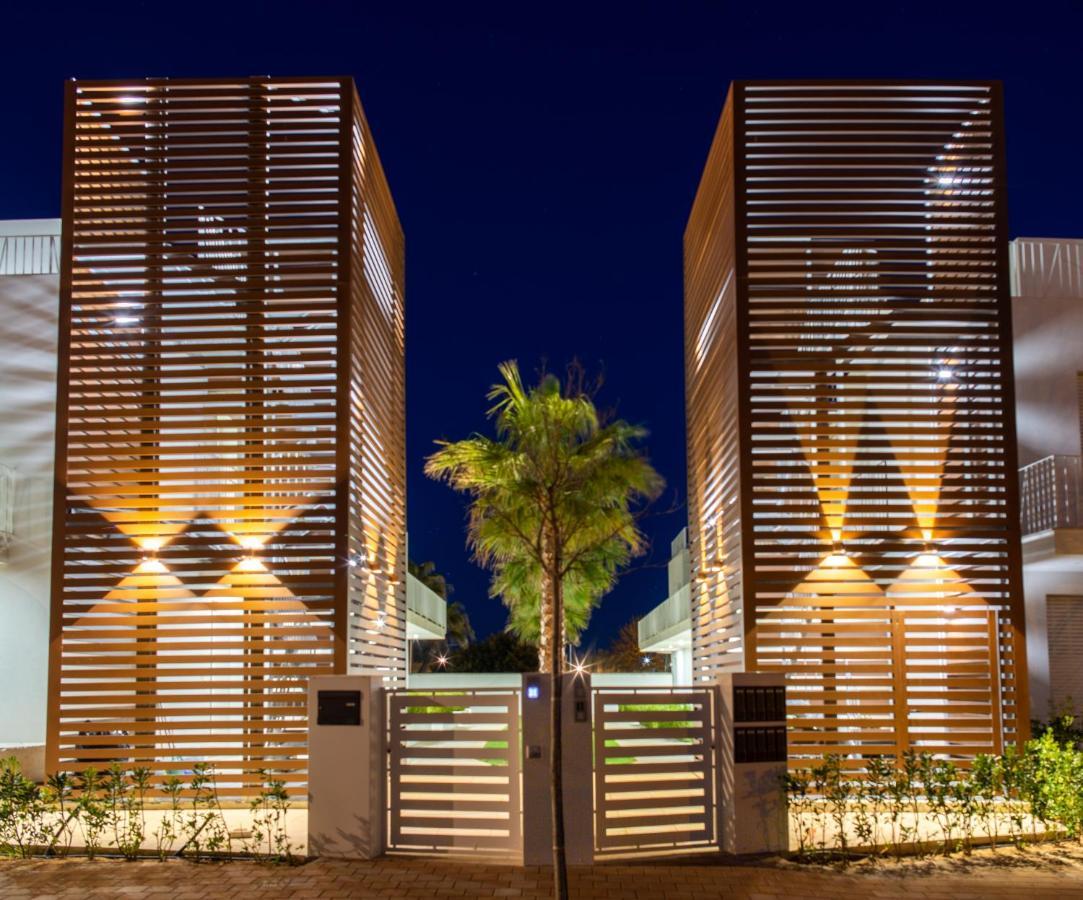 Smart Hotel Ugento Torre San Giovanni Ugento Bagian luar foto