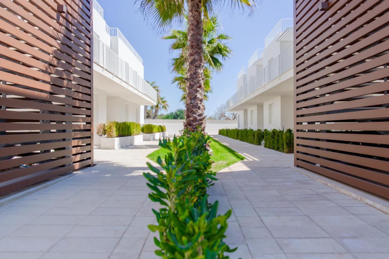 Smart Hotel Ugento Torre San Giovanni Ugento Bagian luar foto