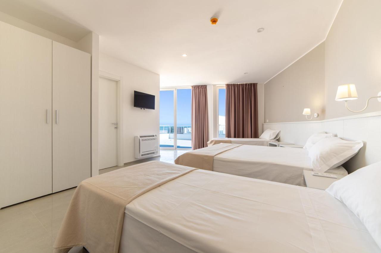 Smart Hotel Ugento Torre San Giovanni Ugento Bagian luar foto