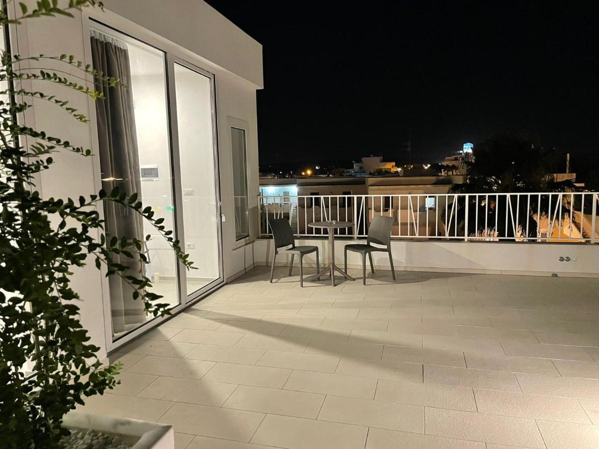 Smart Hotel Ugento Torre San Giovanni Ugento Bagian luar foto